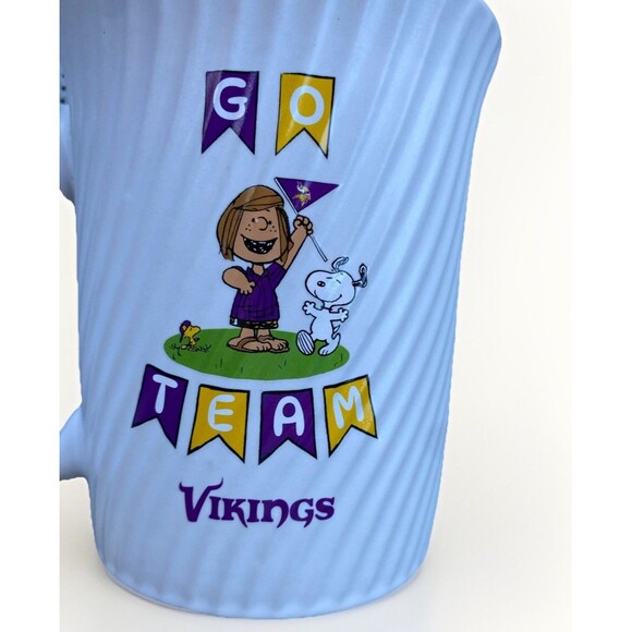 NEW Minnesota Vikings NFL Football Peanuts Snoopy Peppermint Patty Mug Free Ship - Picture 4 of 7